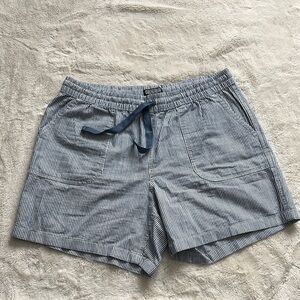 Nicole Miller Blue Pinstripe Cotton Shorts – Size 10 | Coastal Chic |